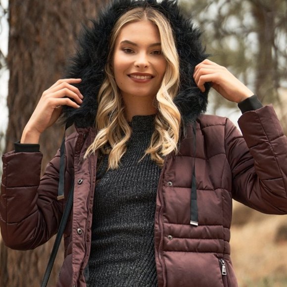 CHIC DOLLZ Wine Glossy Long faux Fur Hood Puffer Coat - Picture 4 of 4